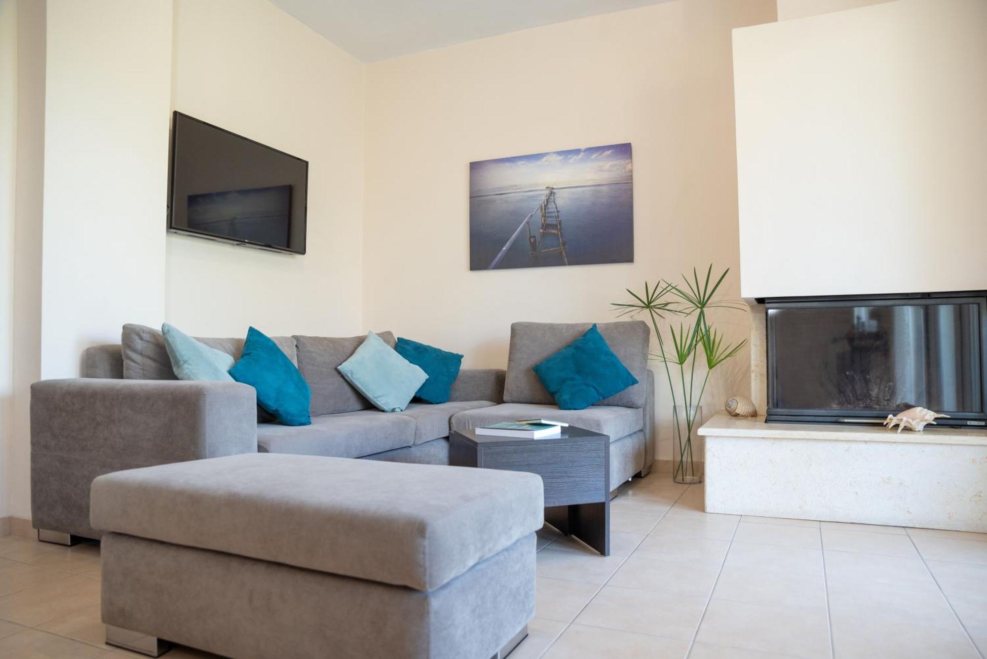 Solari Hill Maisonette Two Private Parking Alepou Buitenkant foto